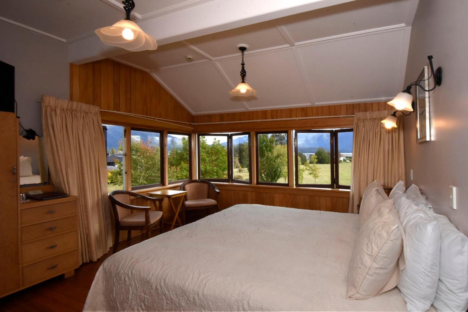 Te Anau Lodge Exteriér fotografie